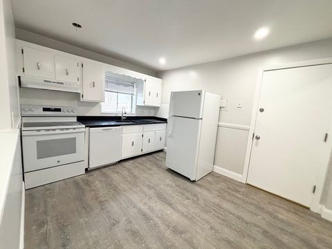 Photo of 75 Vine Street #B4, Saugus, MA 01906 (MLS # 73486704)