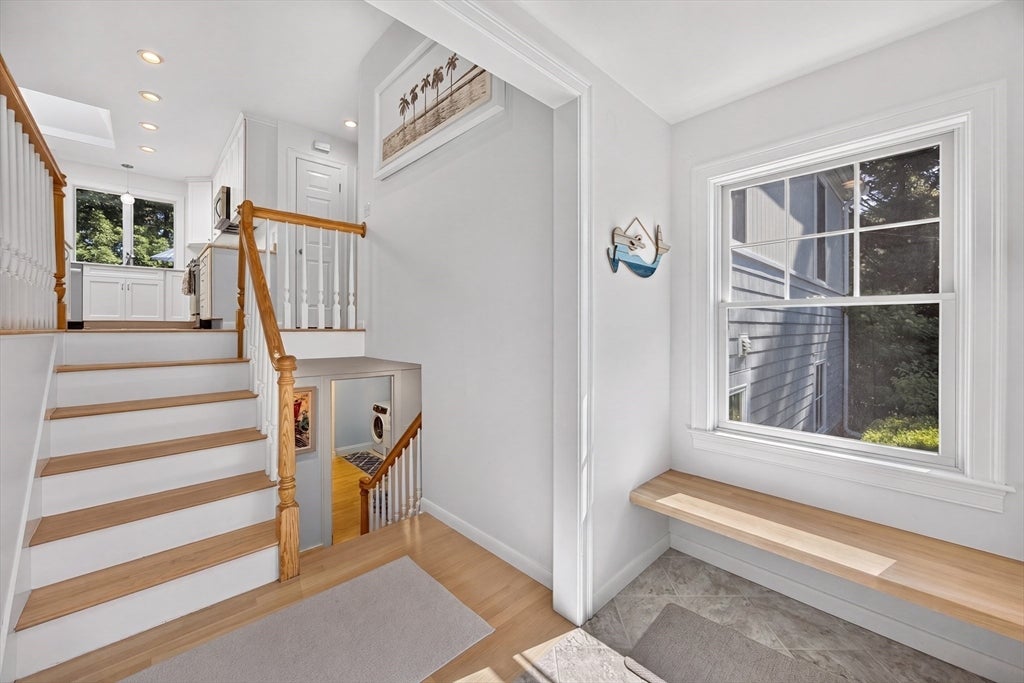 7 Vine Street
