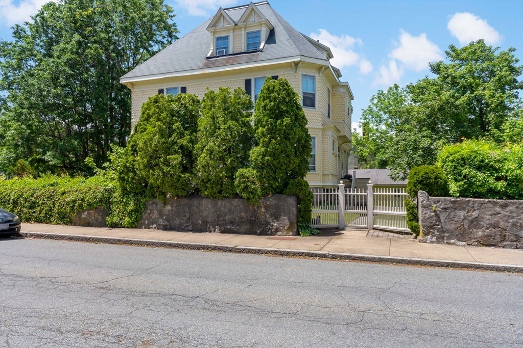 216 Prospect St