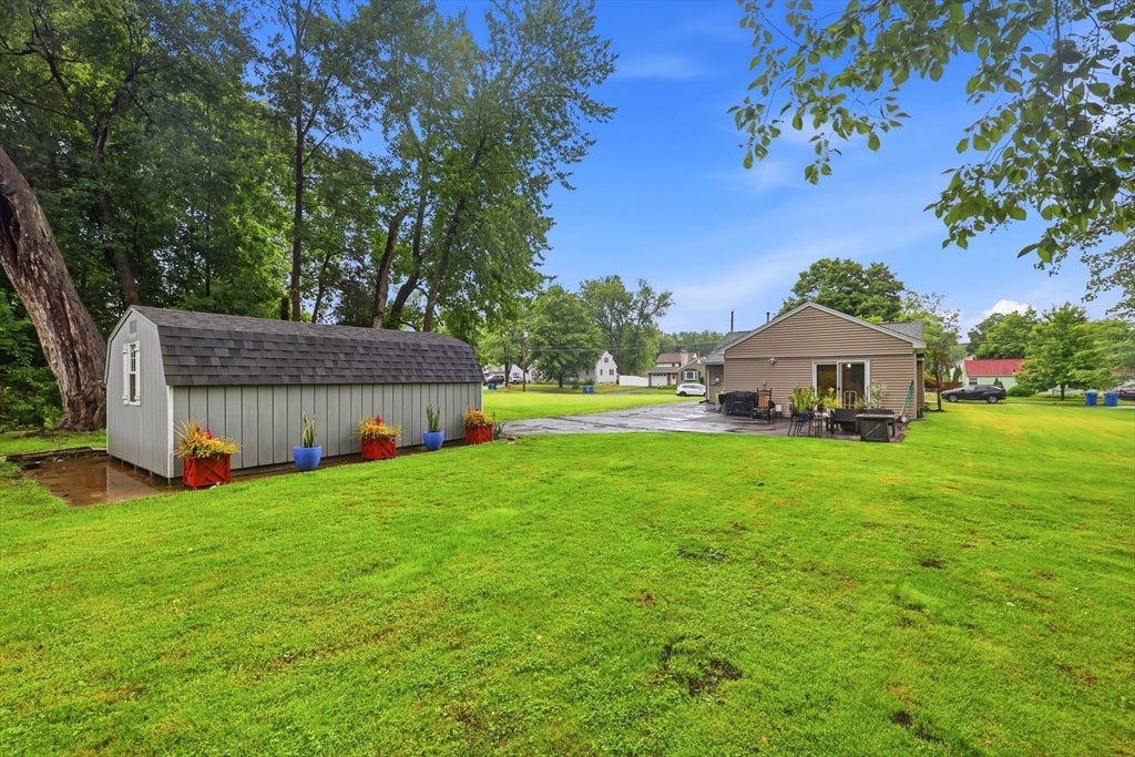 75 Greystone Ave, West Springfield, MA Photo #26