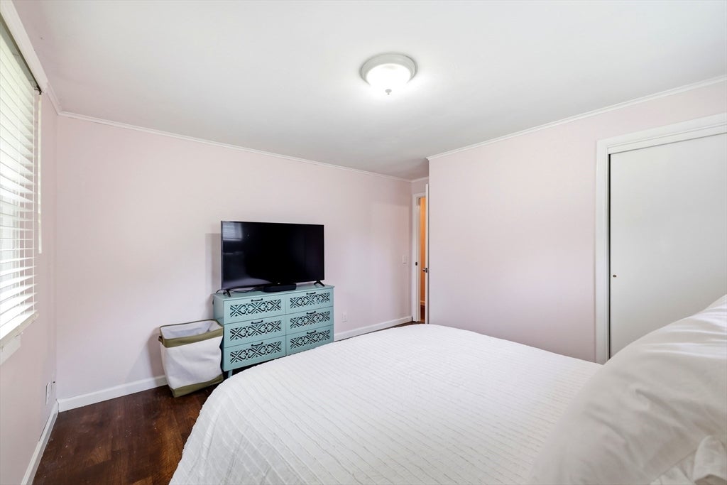 75 Greystone Ave, West Springfield, MA Photo #22