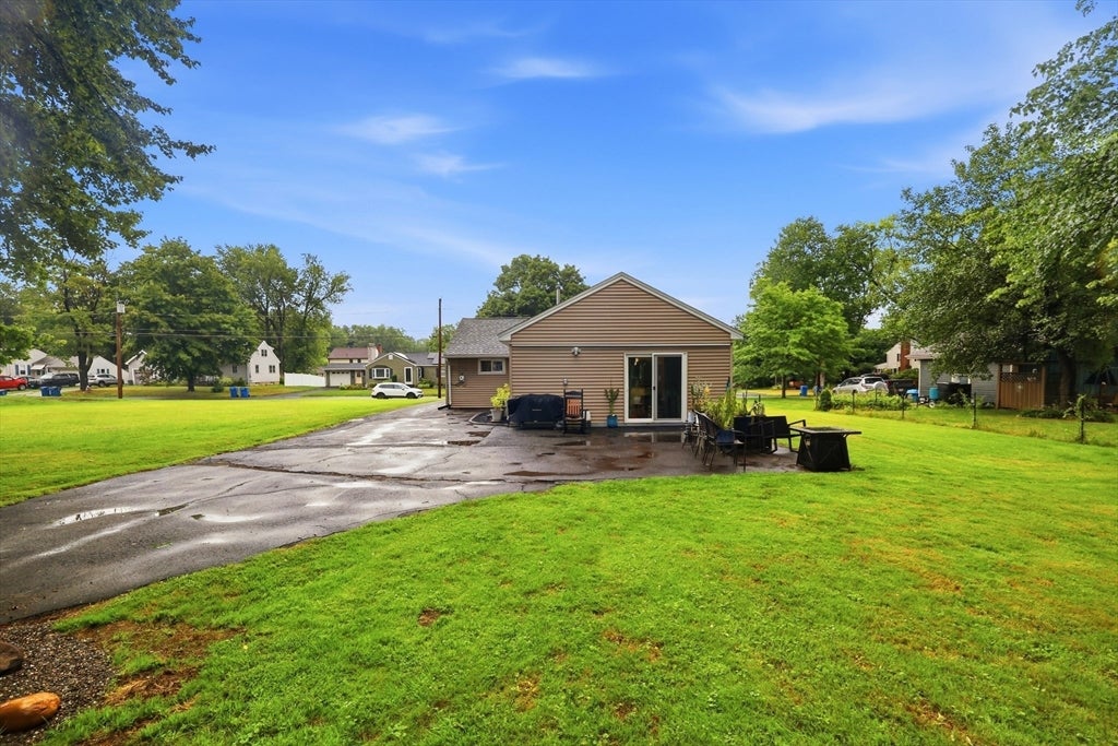 75 Greystone Ave, West Springfield, MA Photo #27