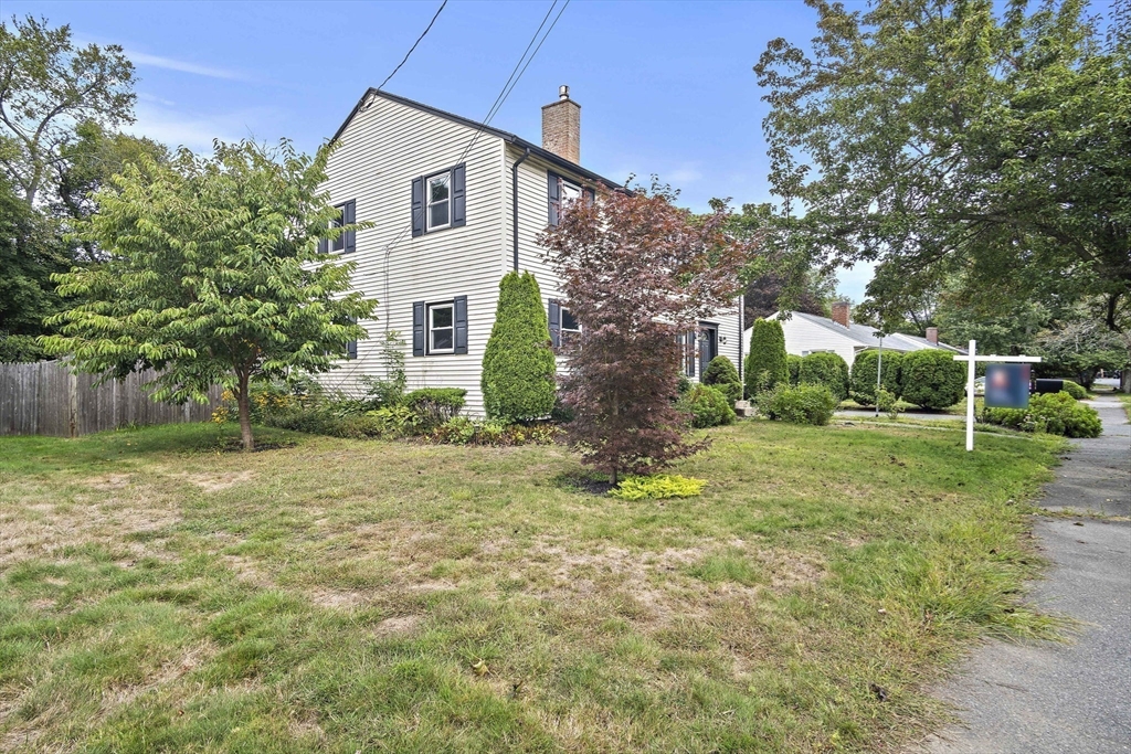 26 Vista Dr