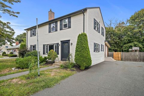26 Vista Dr Danvers MA 01923