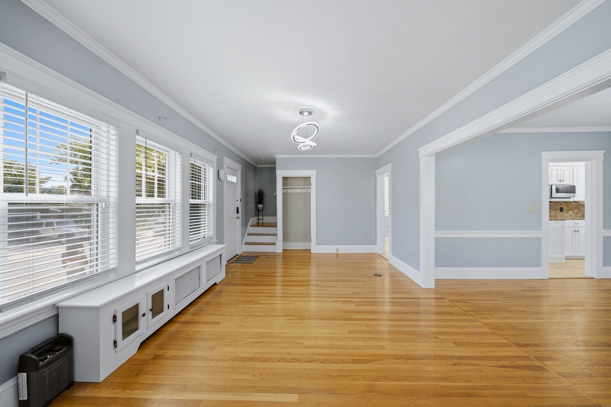 125 Upham St, Lowell, MA, 125 Upham St, Lowell, MA Photo #4