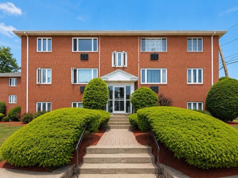 Photo of 194 Lexignton St #U1, Watertown, MA 02472 (MLS # 73533017)