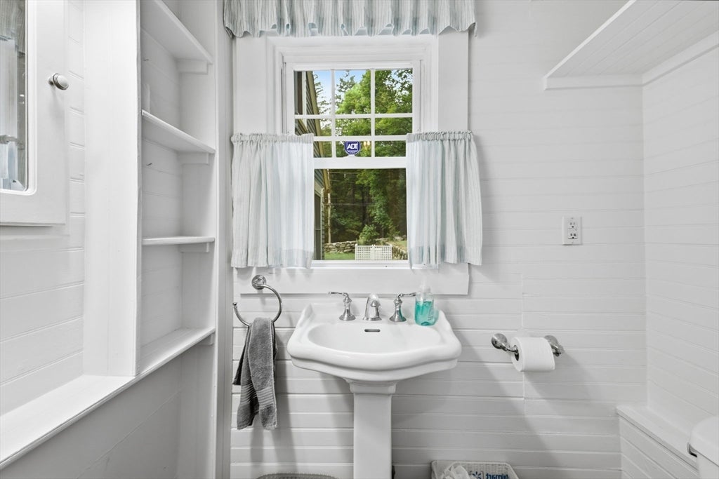 24 Hildreth Street, Westford, MA Photo #16