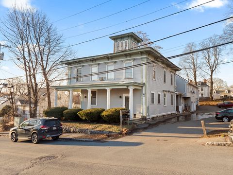 84 10th St 5 Lowell MA 01850