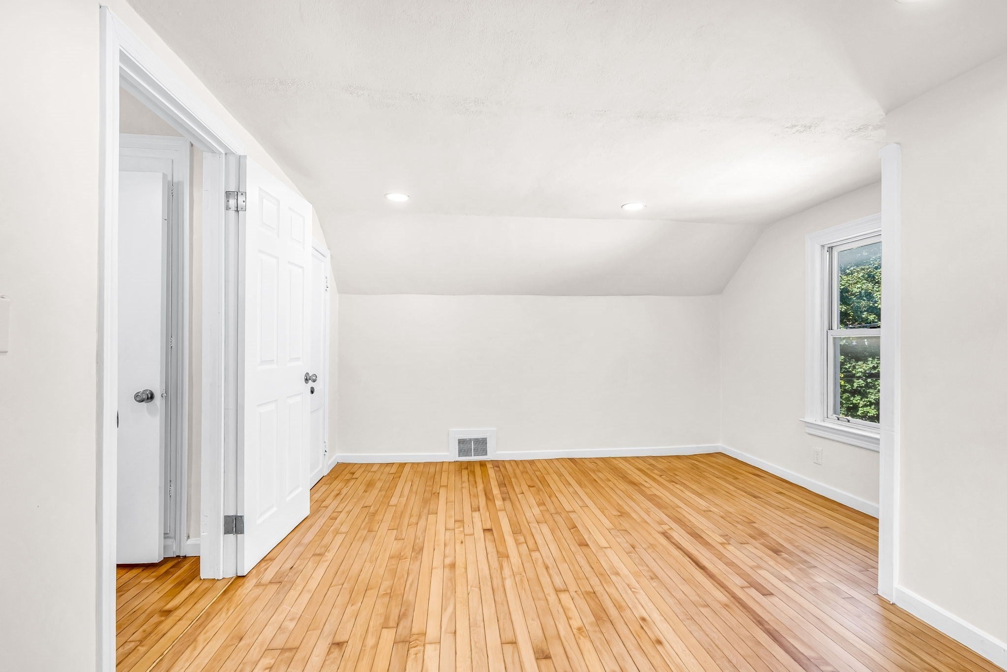 23 Schley St, Springfield, MA, 23 Schley St, Springfield, MA Photo #26