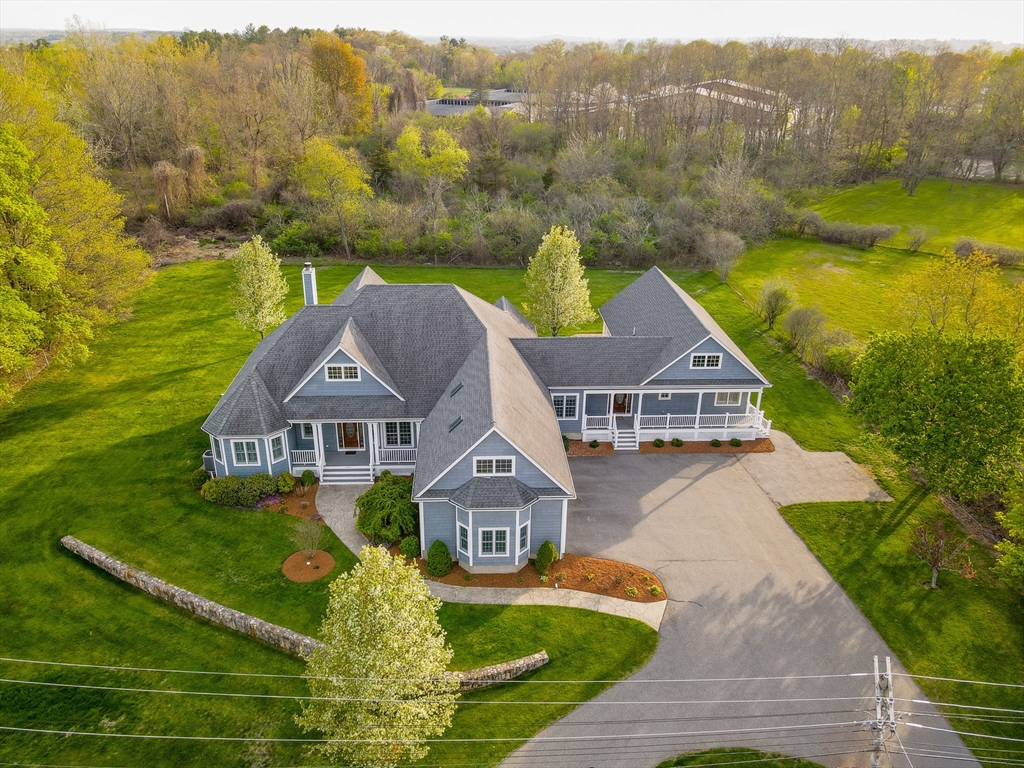 Photo: 1030 North St, Tewksbury, MA