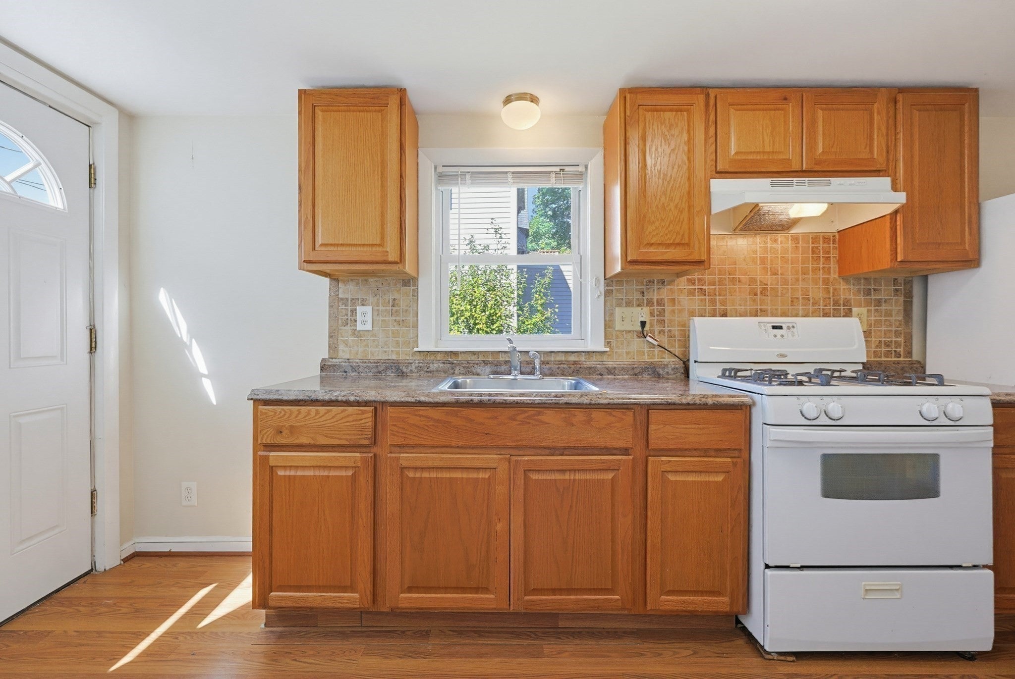 28 Monroe St, Norwood, MA, 28 Monroe St, Norwood, MA Photo #28