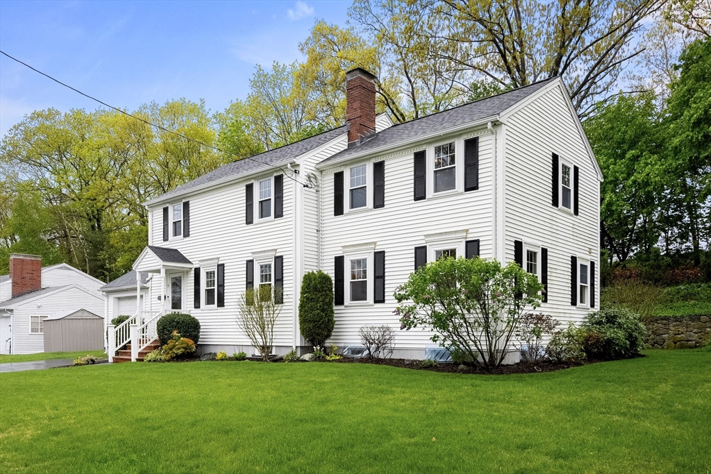 5 Brewster Rd