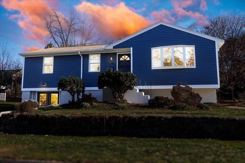 18 Claffey Avenue Worcester MA 01606