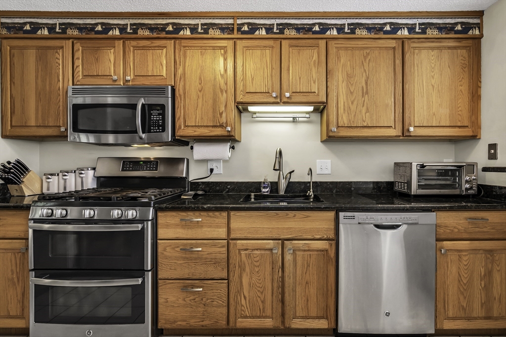 44 Brickett Hill Cir 44