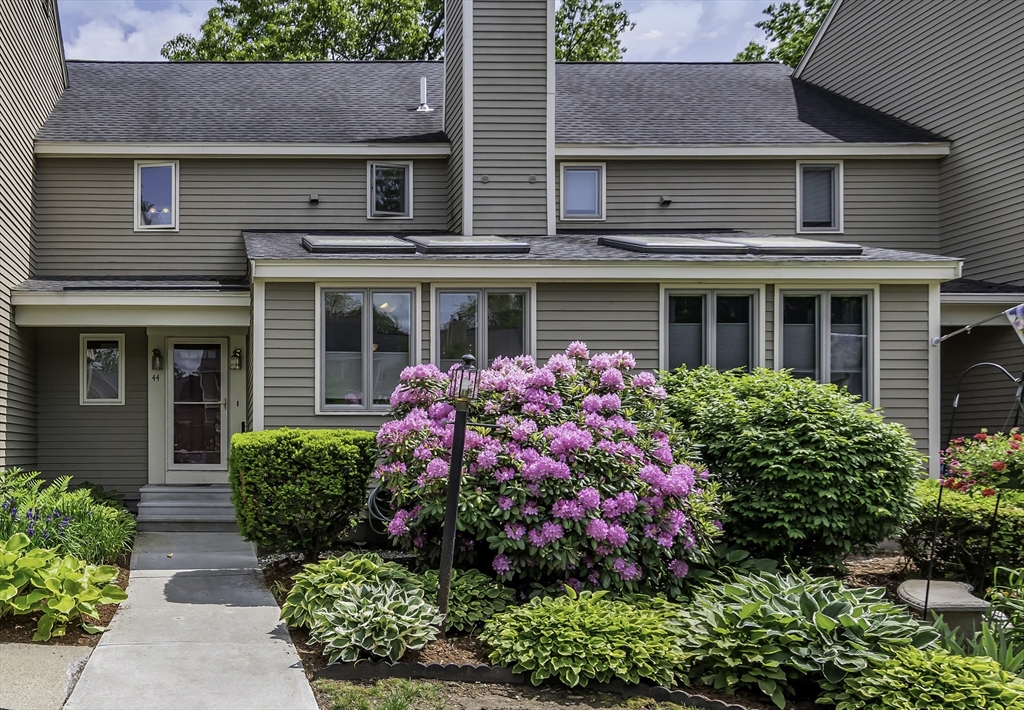 44 Brickett Hill Cir 44