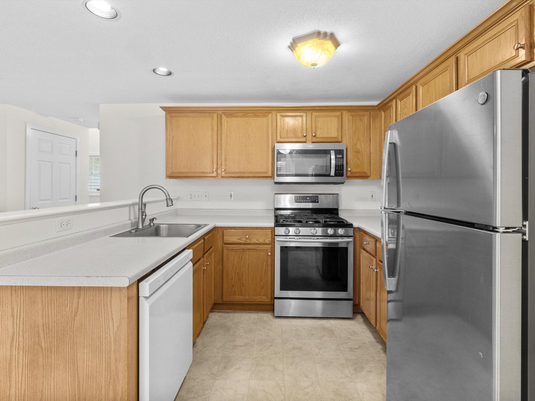 53 Lancaster Rd #10, Clinton, MA, 53 Lancaster Rd #10, Clinton, MA Photo #7