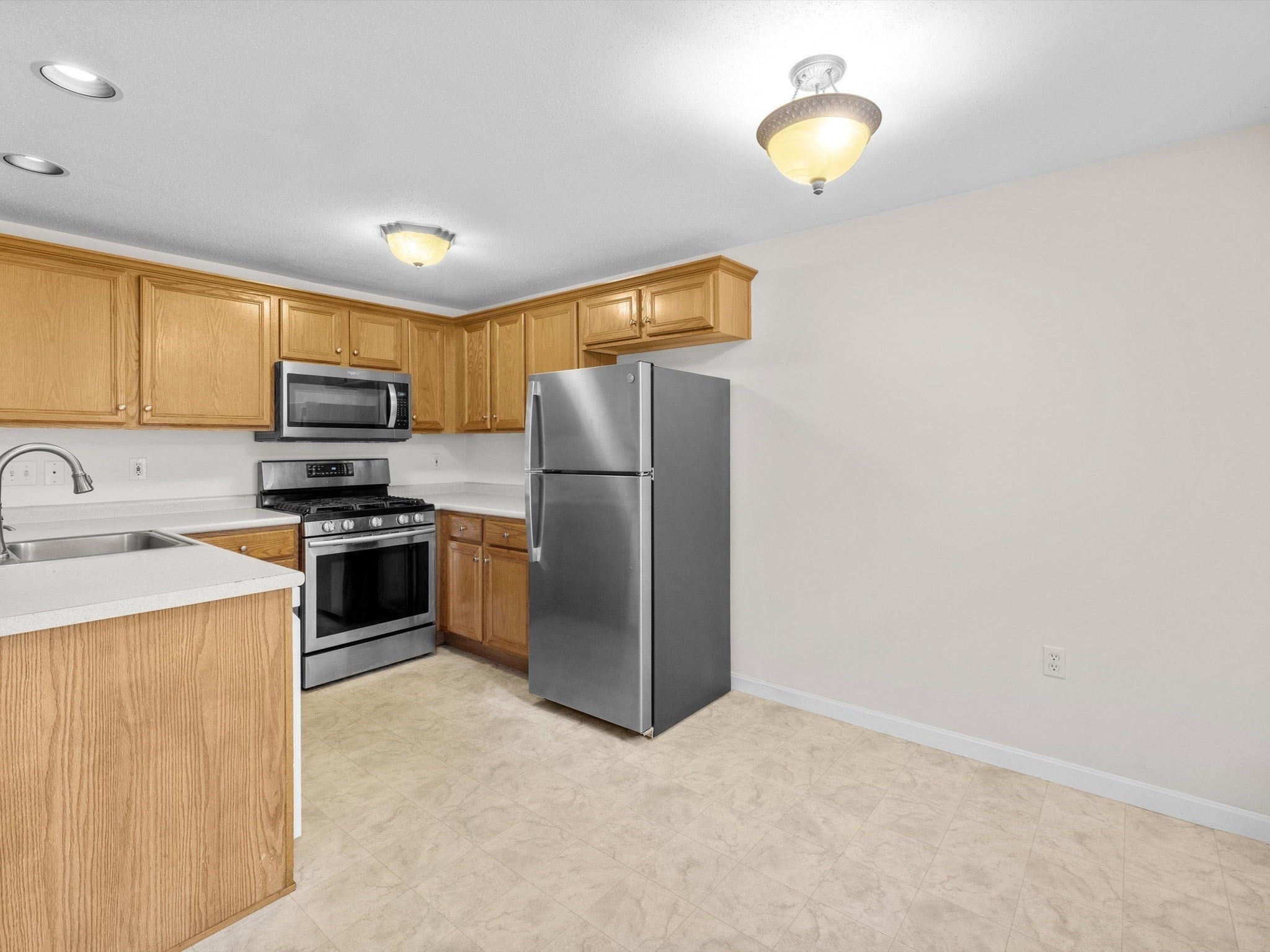 53 Lancaster Rd #10, Clinton, MA, 53 Lancaster Rd #10, Clinton, MA Photo #6
