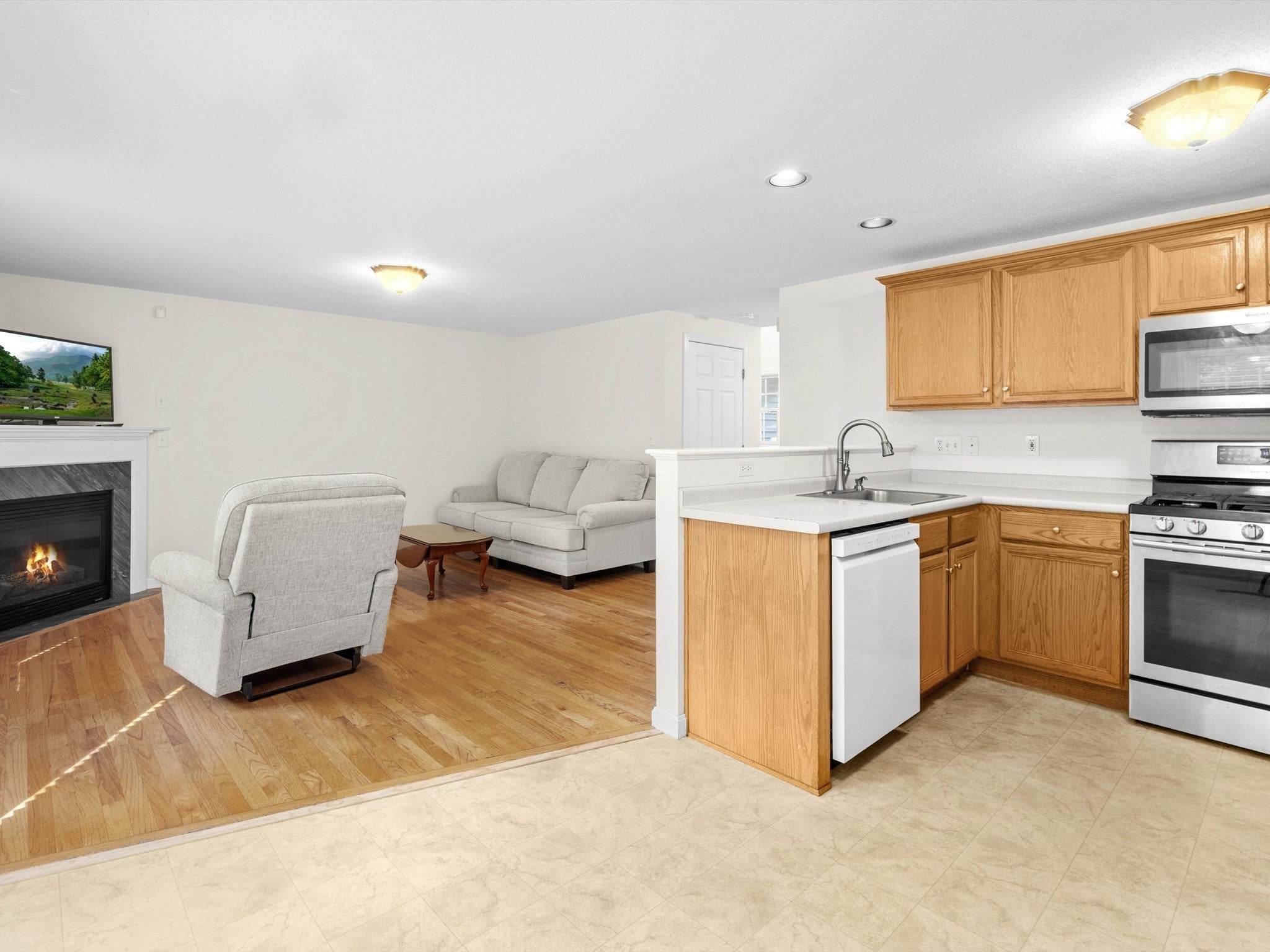 53 Lancaster Rd #10, Clinton, MA, 53 Lancaster Rd #10, Clinton, MA Photo #8
