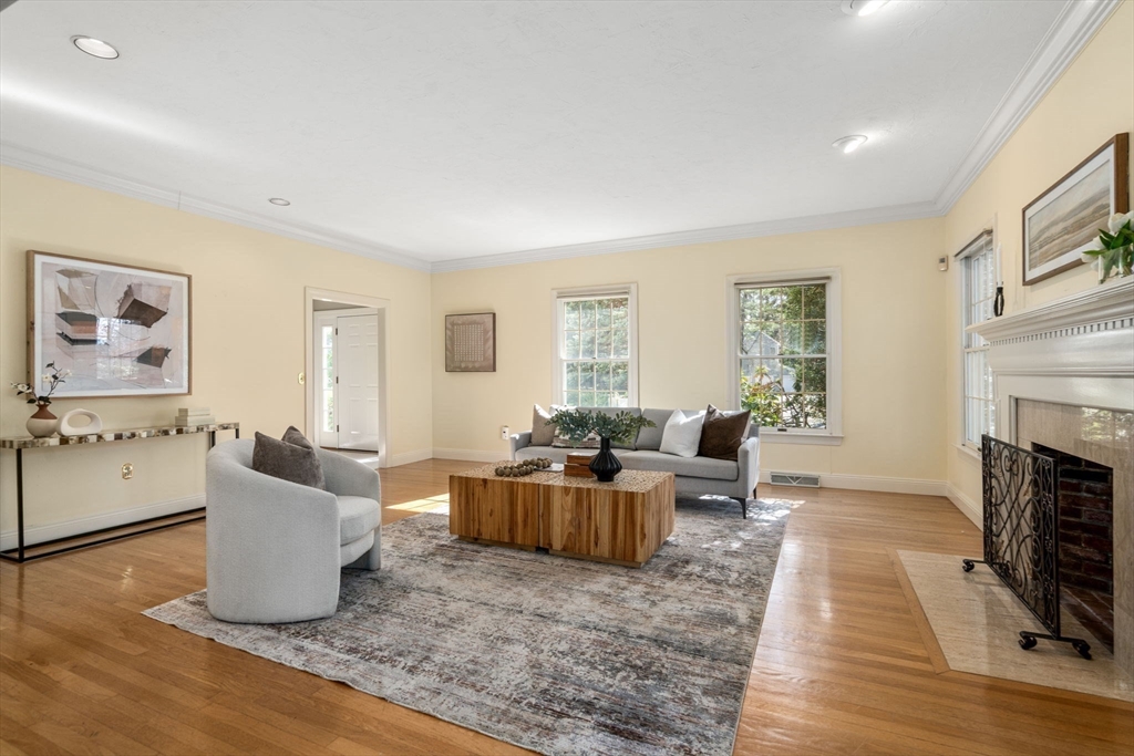 54 Phillips Rd