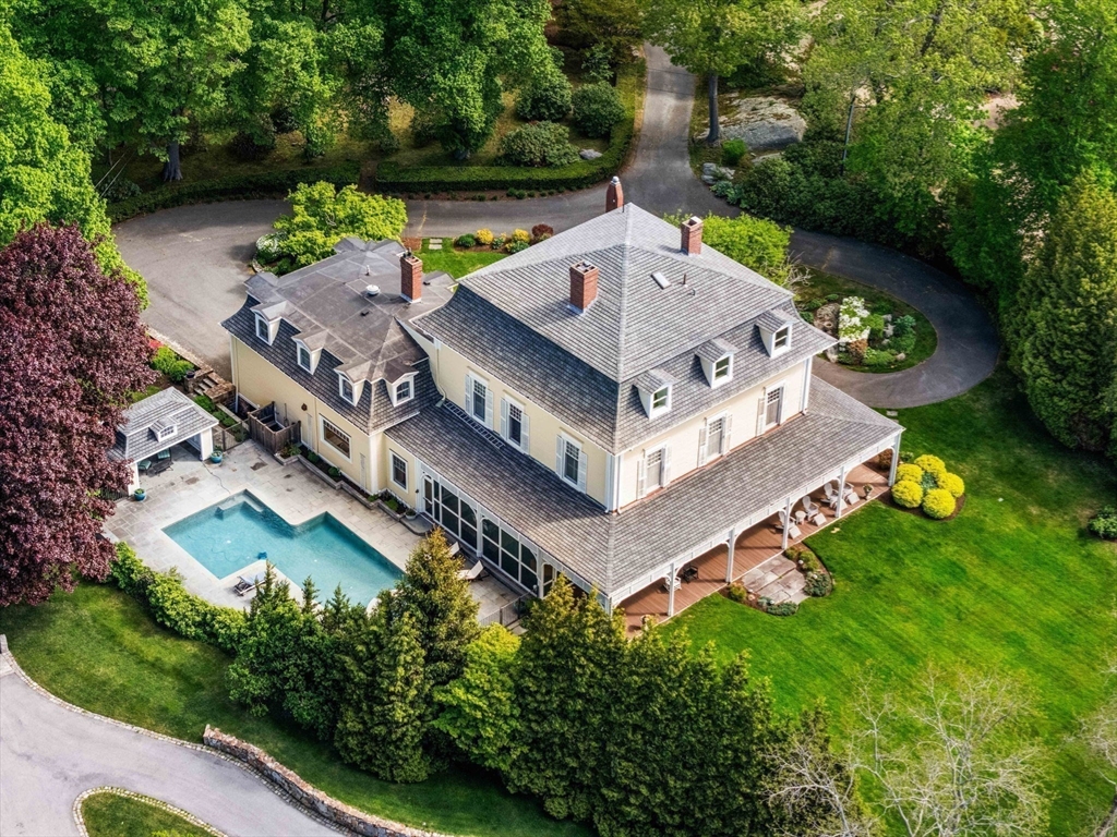 9 Curtis Point