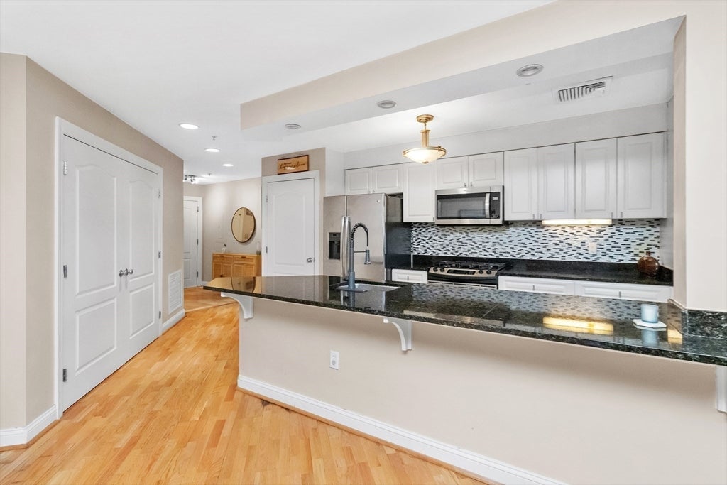 501 Commerce Dr #2204, Braintree, MA, 501 Commerce Dr #2204, Braintree, MA Photo #9