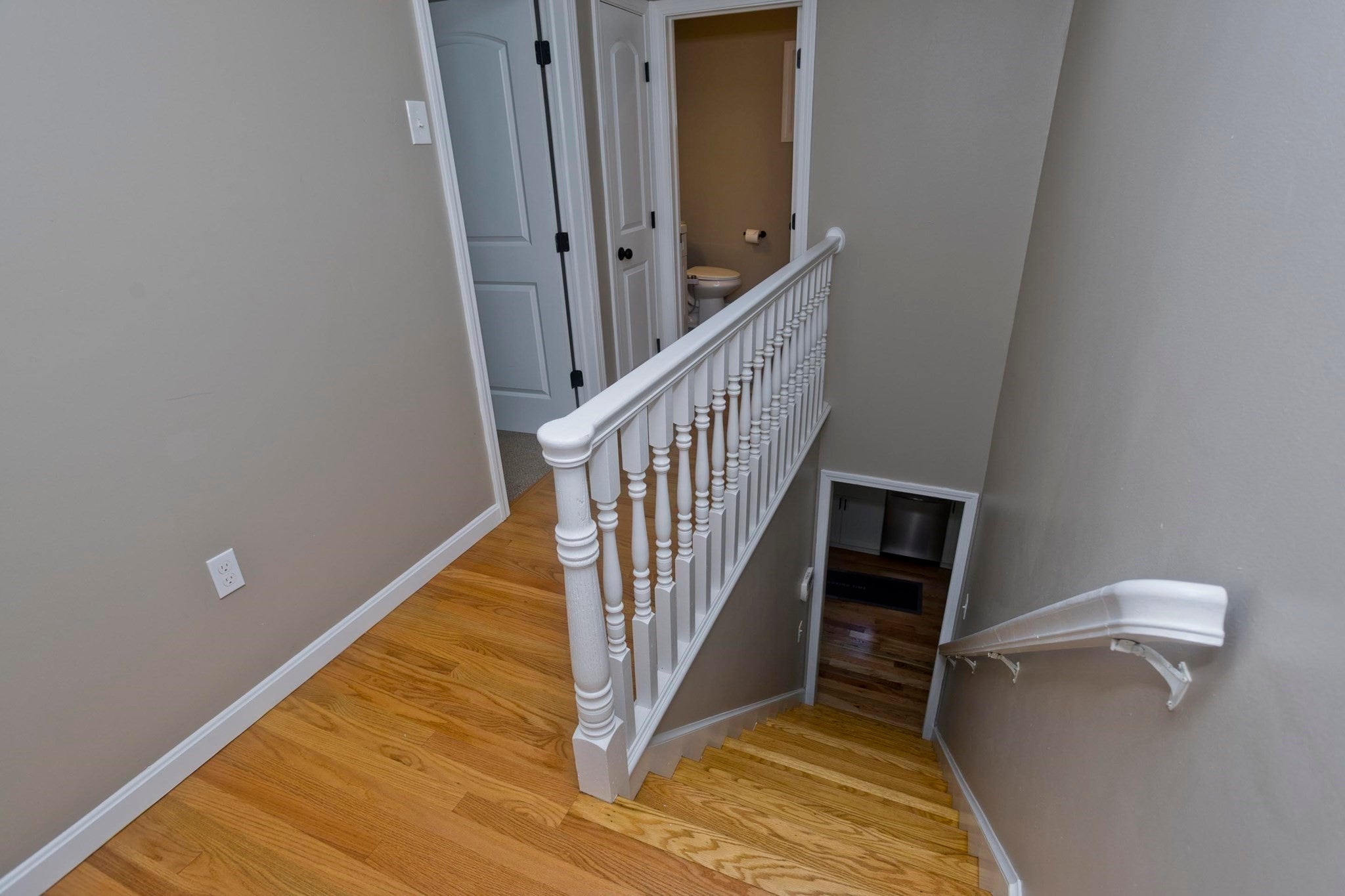 82 N Lake Ave, Southwick, MA Photo #35