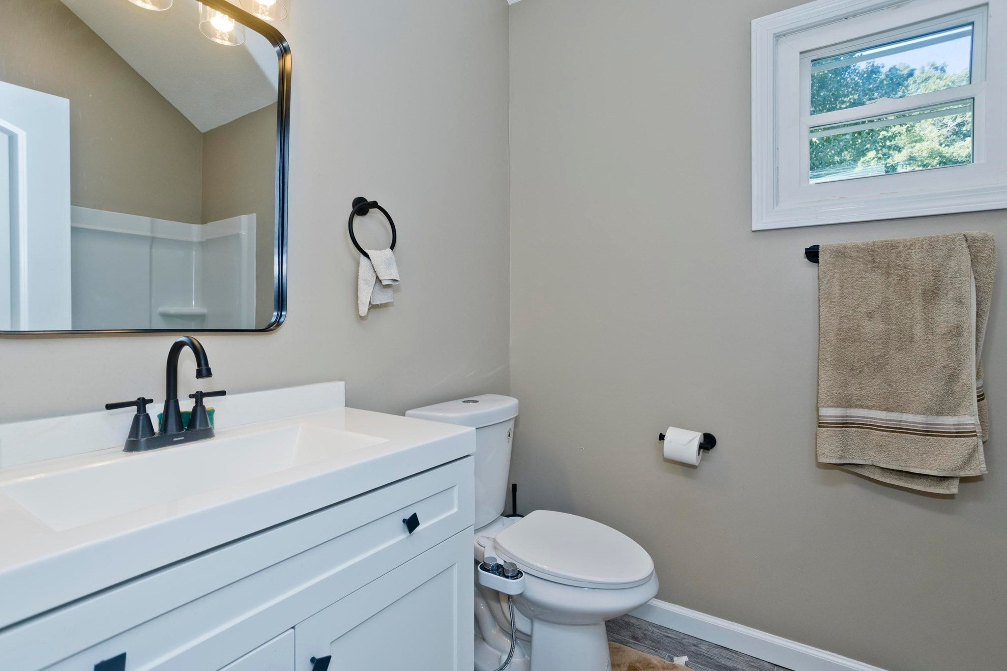 82 N Lake Ave, Southwick, MA Photo #28