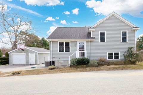 18 Russell St Westport MA 02790
