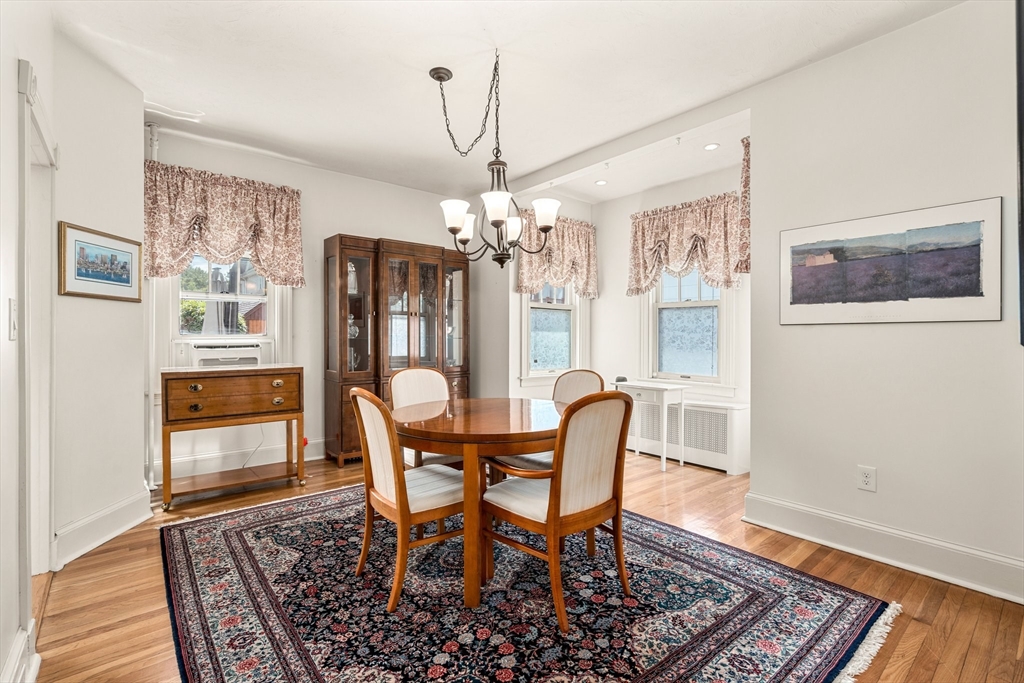 25 Autumn St