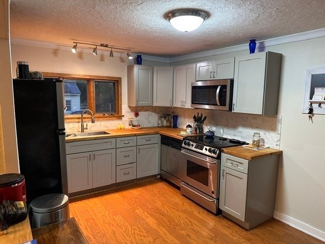 40 Williams Ave, Athol, MA Photo #3