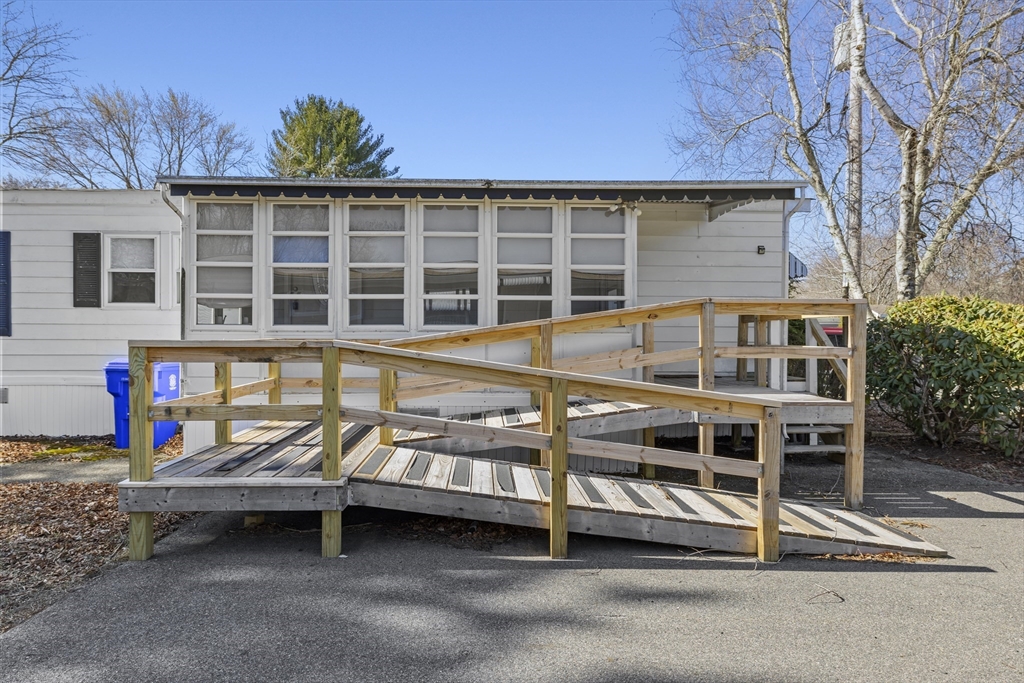 26 Thayer Drive