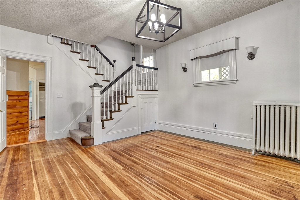 17 Ashmont Park
