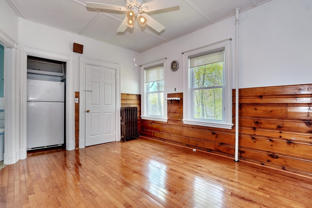 17 Ashmont Park