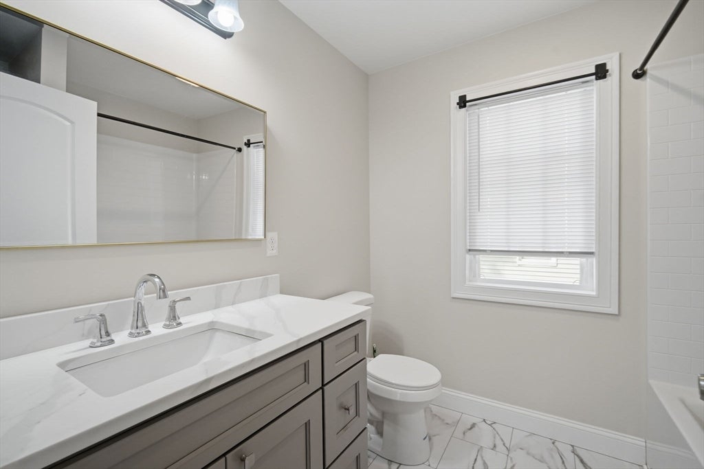 24 Medford St, Springfield, MA Photo #18