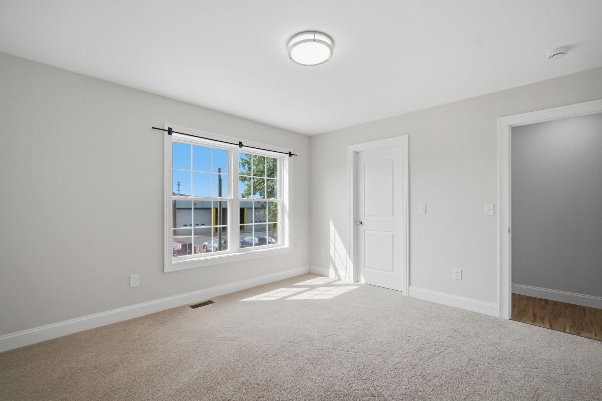 24 Medford St, Springfield, MA Photo #17