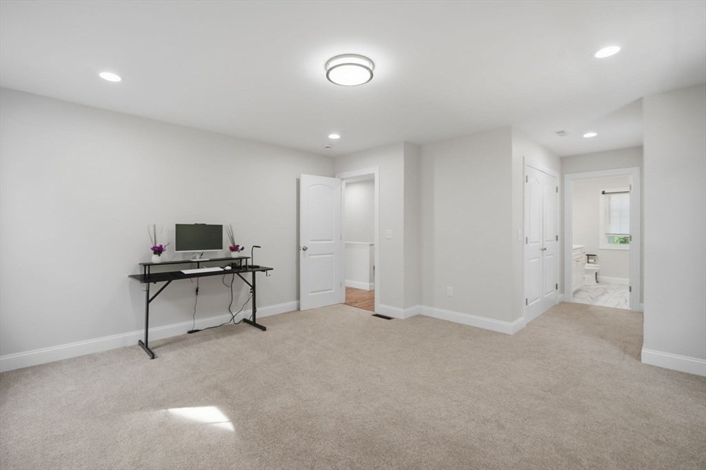 24 Medford St, Springfield, MA Photo #21