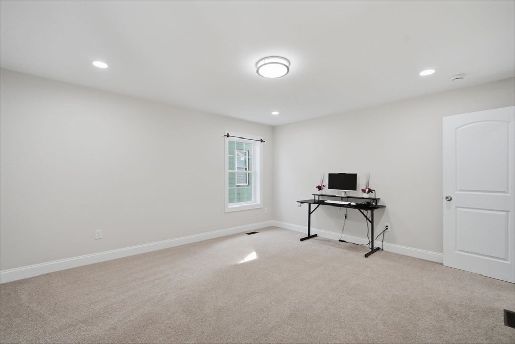 24 Medford St, Springfield, MA Photo #22