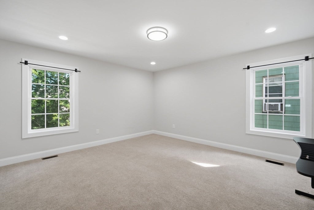 24 Medford St, Springfield, MA Photo #20