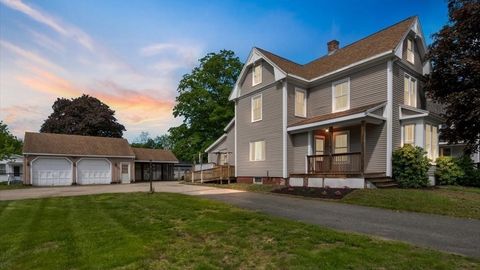 14 Maple St Amesbury MA 01913
