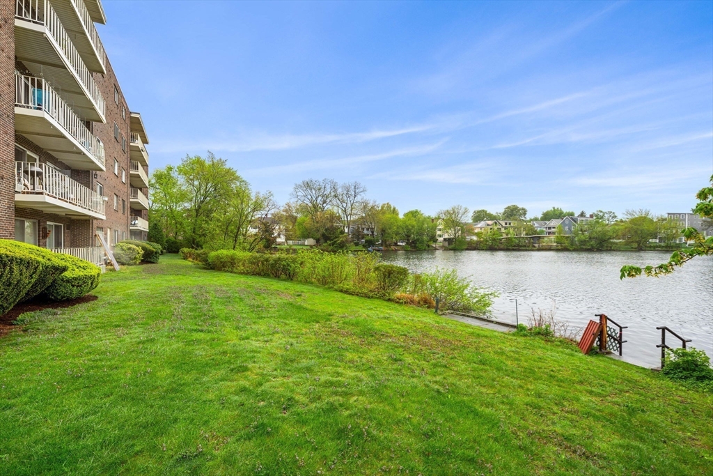 18 Hamilton Rd 104