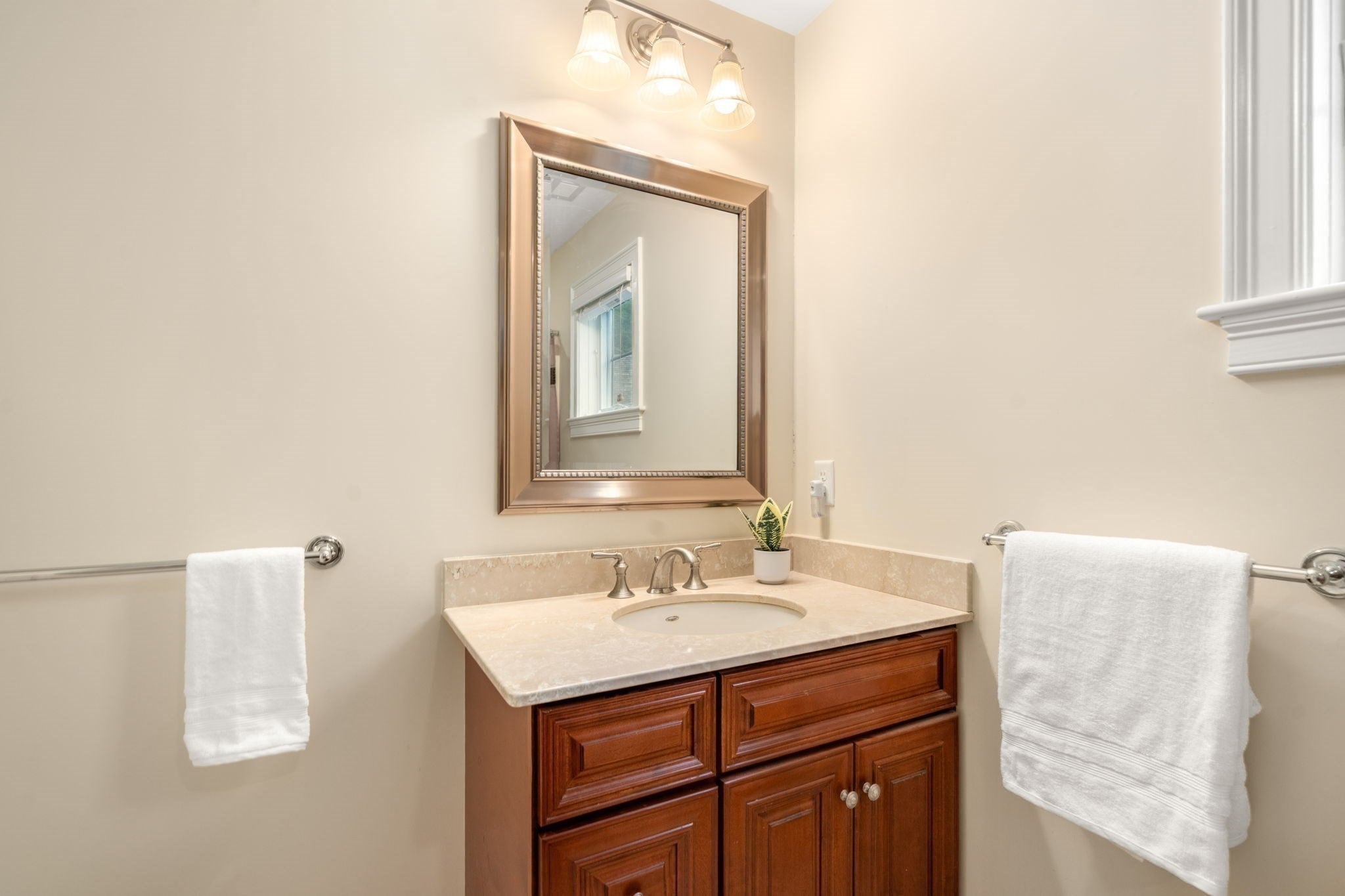 3 Mcgill Ct #3, Hopkinton, MA Photo #25