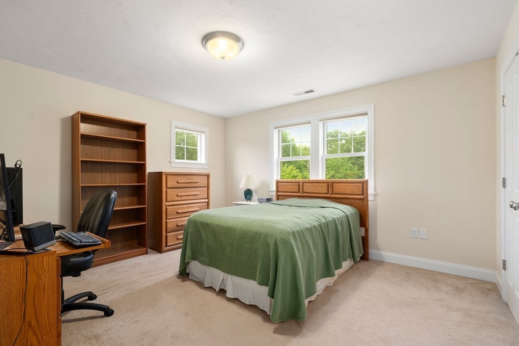 3 Mcgill Ct, Hopkinton, MA Photo #23