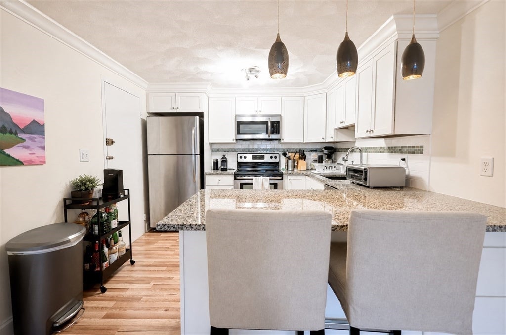 1105 Lexington ST #4-2, Waltham, MA, 1105 Lexington ST #4-2, Waltham, MA Photo #2