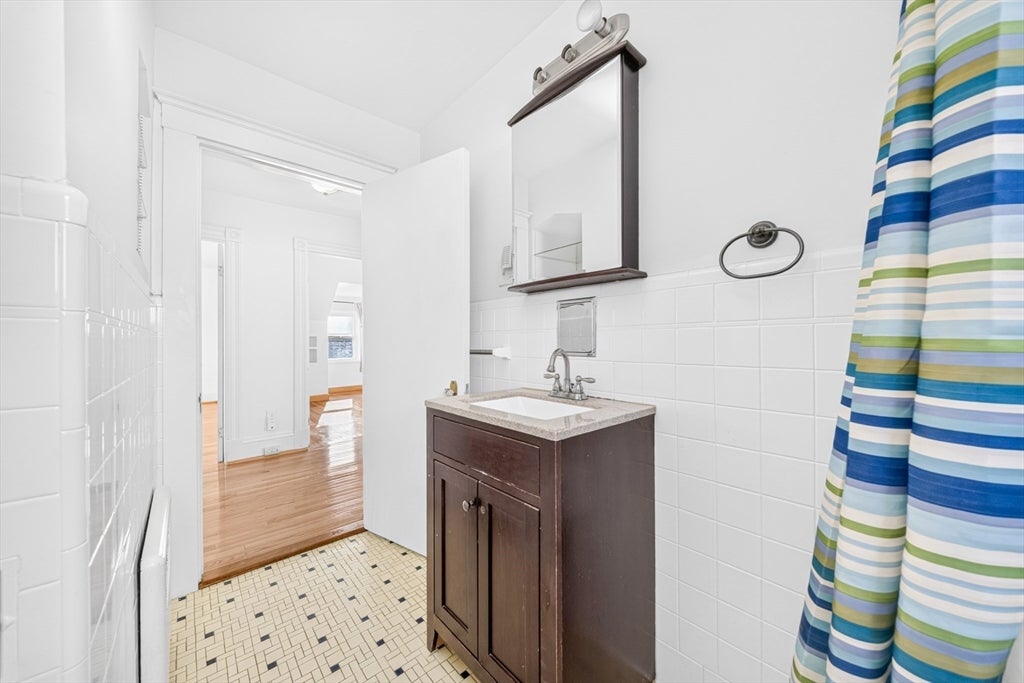 546 Shirley St, Winthrop, MA, 546 Shirley St, Winthrop, MA Photo #23