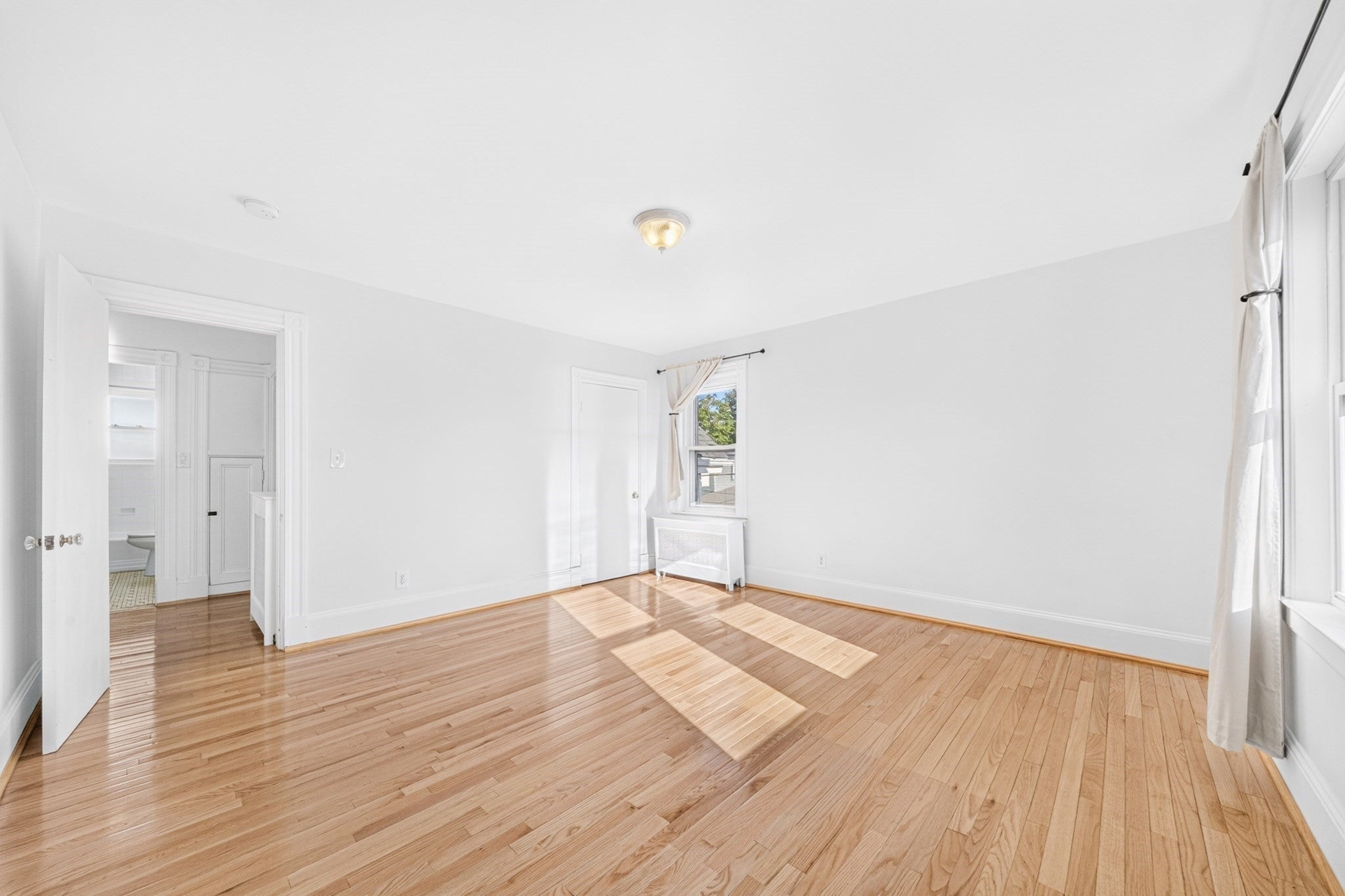 546 Shirley St, Winthrop, MA, 546 Shirley St, Winthrop, MA Photo #25