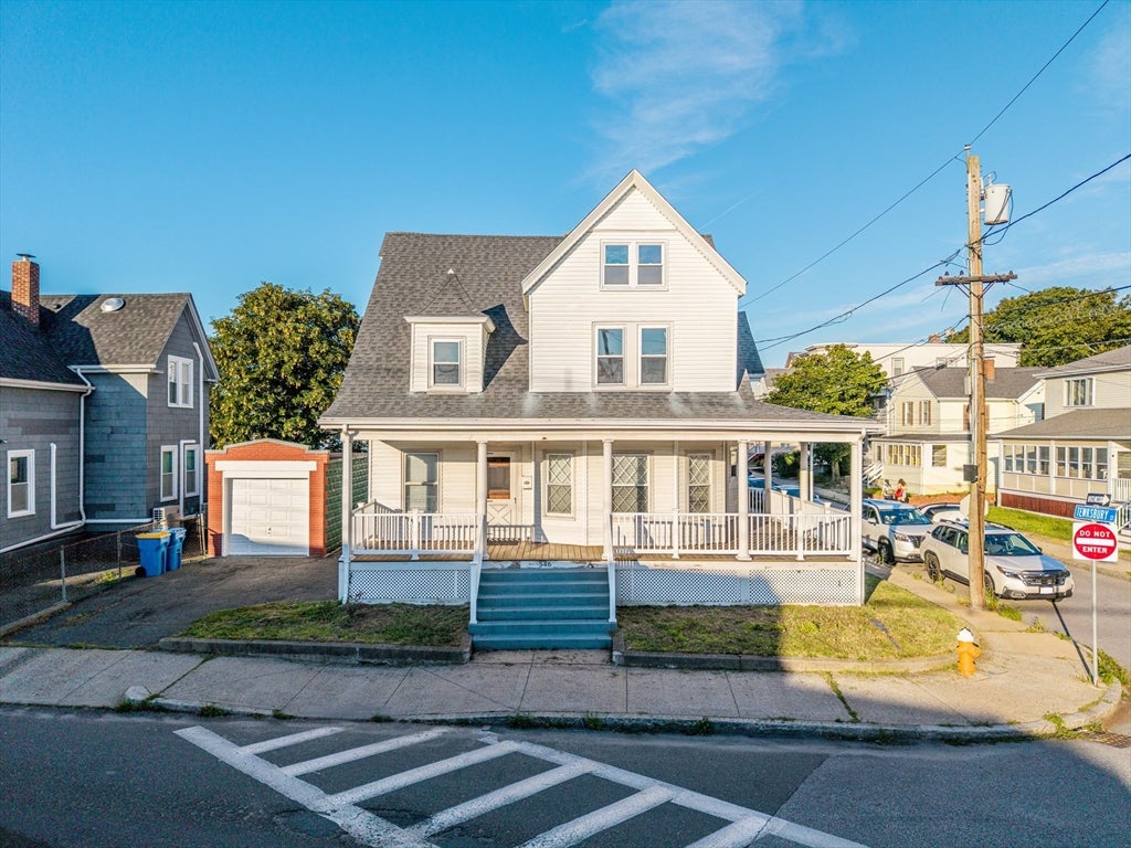 Photo of 546 Shirley St, Winthrop, MA