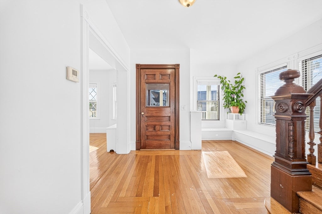 546 Shirley St, Winthrop, MA, 546 Shirley St, Winthrop, MA Photo #10