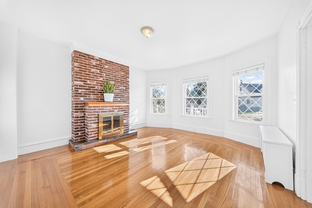 546 Shirley St, Winthrop, MA, 546 Shirley St, Winthrop, MA Photo #9