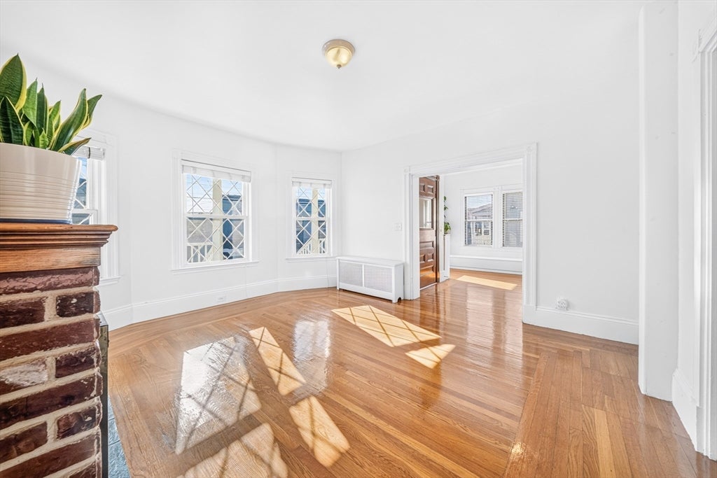 546 Shirley St, Winthrop, MA, 546 Shirley St, Winthrop, MA Photo #6