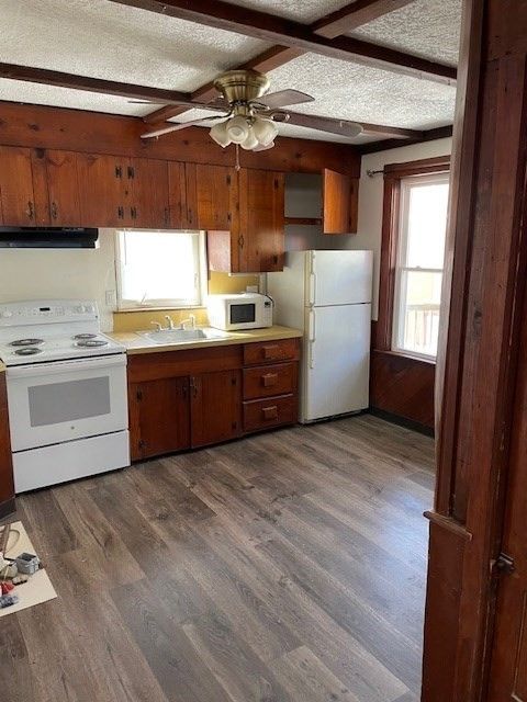 Photo of 10 1/2 Bentley St #2, Salem, MA 01970 (MLS # 73481414)